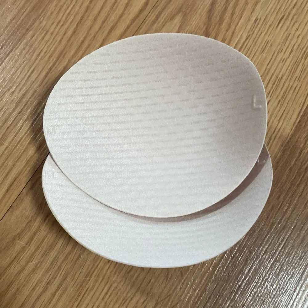 ❤️ Four Lululemon Bra Insert Pads from Asia Size Medium NWOT - Picture 2 of 4